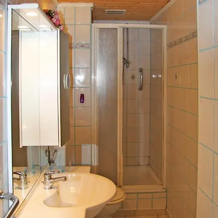 Unterkuenfte In דירה Zarrendorf